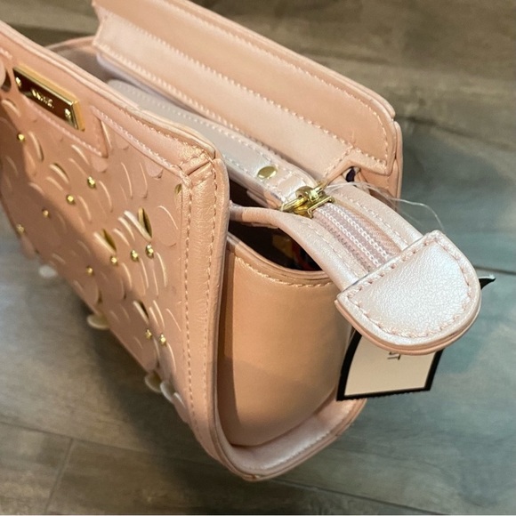 NWT Nine West Floral Mini Bag / Clutch - Picture 3 of 10